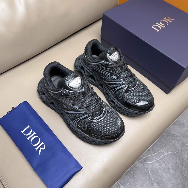 Premium Tech-Runner Sneakers